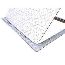 Właz rewizyjny / studzienka 1500x800 ryflowana nierdzewna