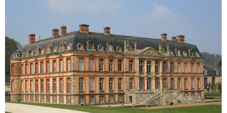 Komin jako praktyczna ozdoba Twojego dachu